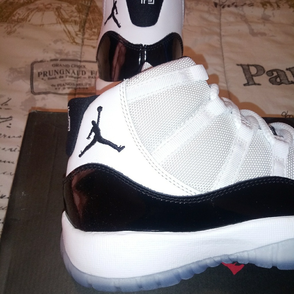 Jordan Retro 11 Concord - Picture 7 of 8